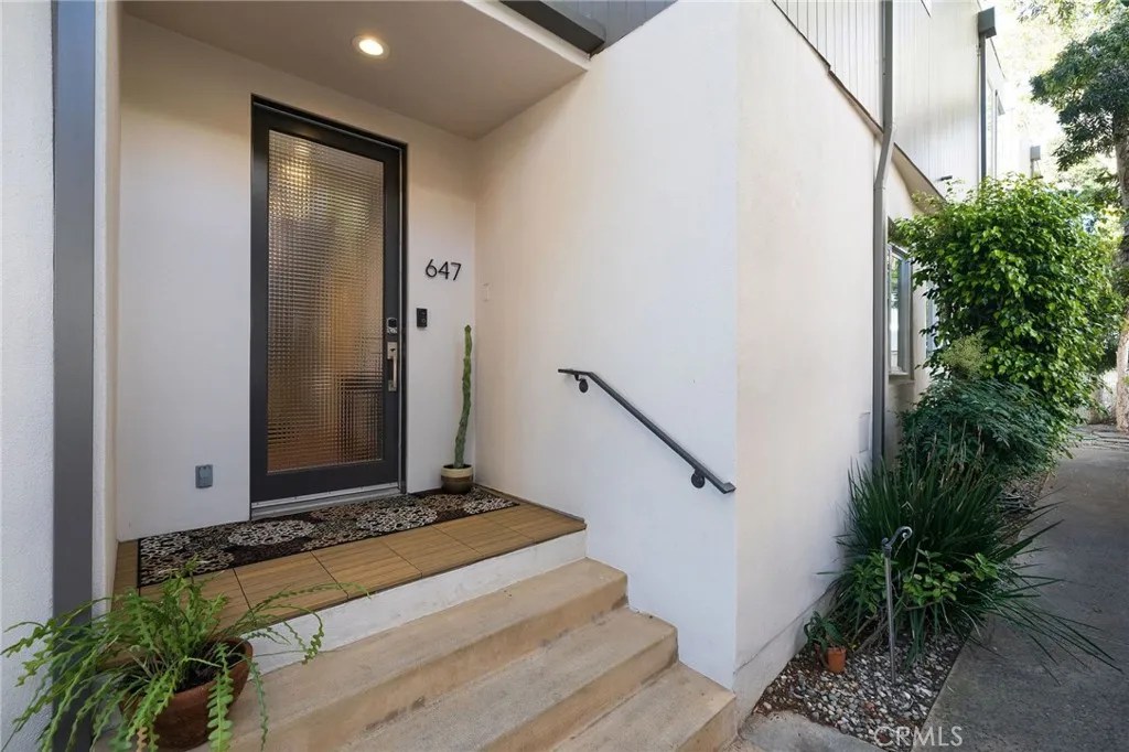 647 2nd Street, Hermosa Beach, CA 90254 - Photo 5 of 39, Hermosa Beach, CA