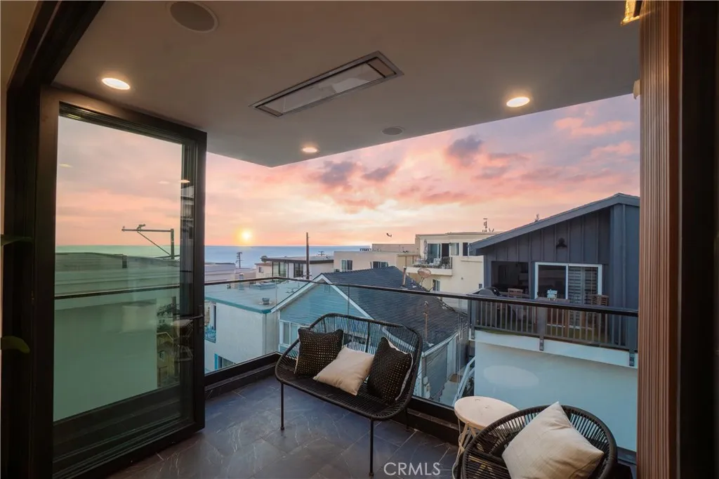 214 El Porto Street, Manhattan Beach, CA 90266 - Photo 2 of 46, Manhattan Beach, CA