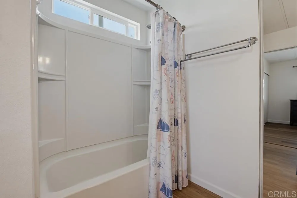 https://cdn.realtyfeed.com/cdn/127/306753693/3604d42d47bdcbc74833f591aaa7a450.webp