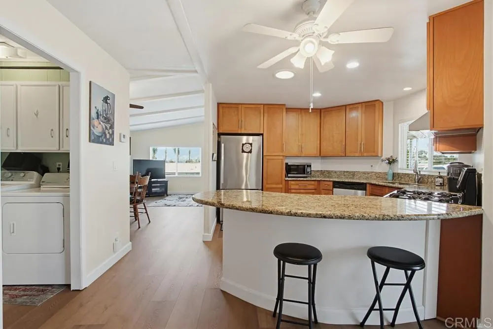 https://cdn.realtyfeed.com/cdn/127/306753693/55ced51b266264dc87fbc6a42e721539.webp