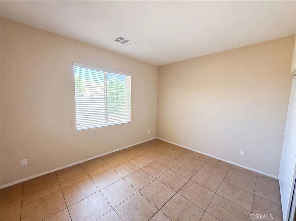 12783 Brandon, Victorville, CA 92392 - Photo 4 of 28, Victorville, CA