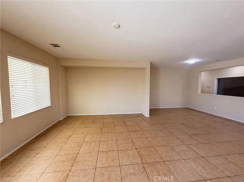 12783 Brandon, Victorville, CA 92392 - Photo 3 of 28, Victorville, CA