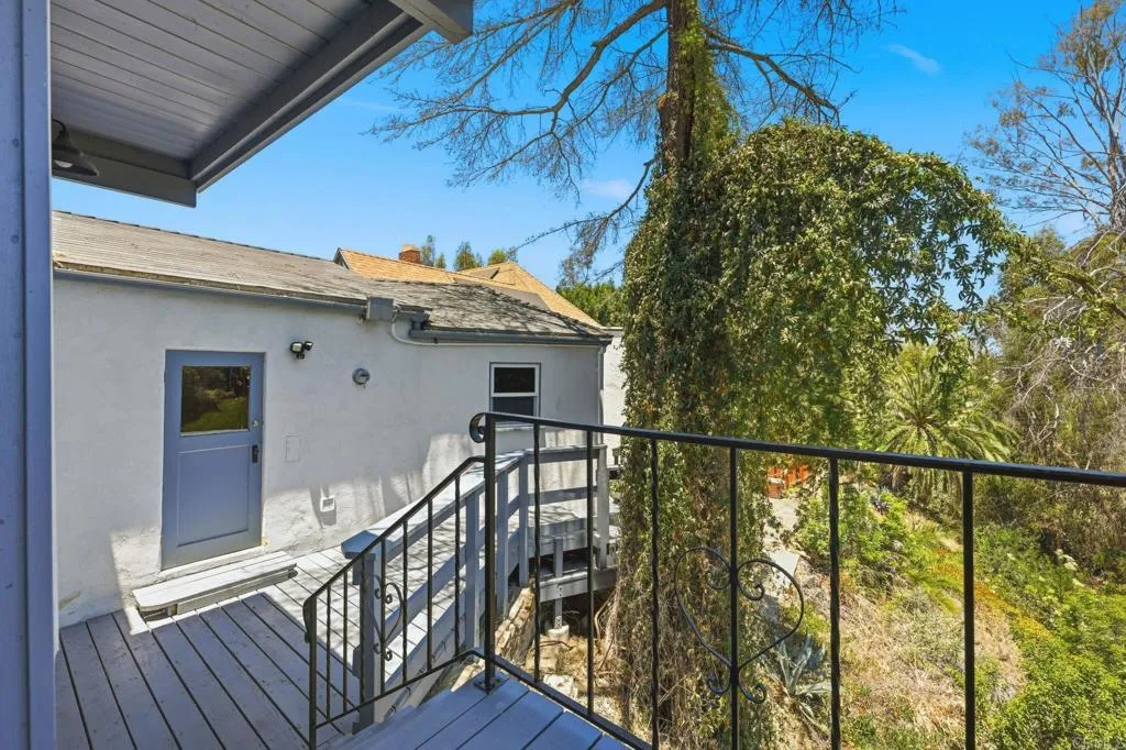 https://cdn.realtyfeed.com/cdn/127/306753729/17494bd69b9e0657a91fa3dce700158b.webp