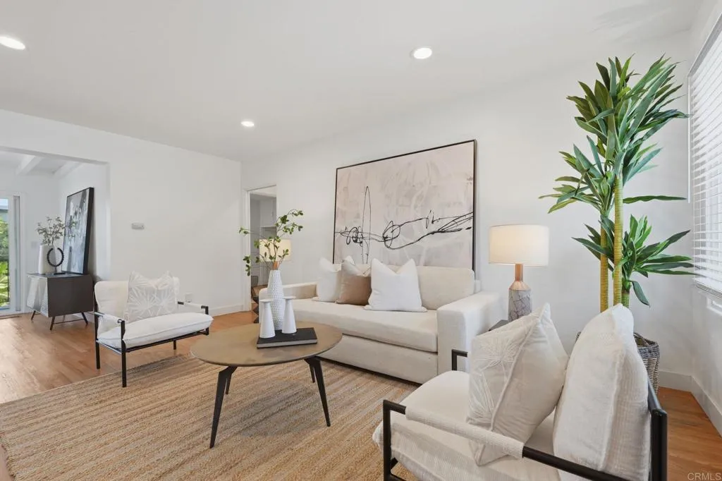 https://cdn.realtyfeed.com/cdn/127/306753729/27aa9a8b39e3e83eb7dd03a2857d71a3.webp