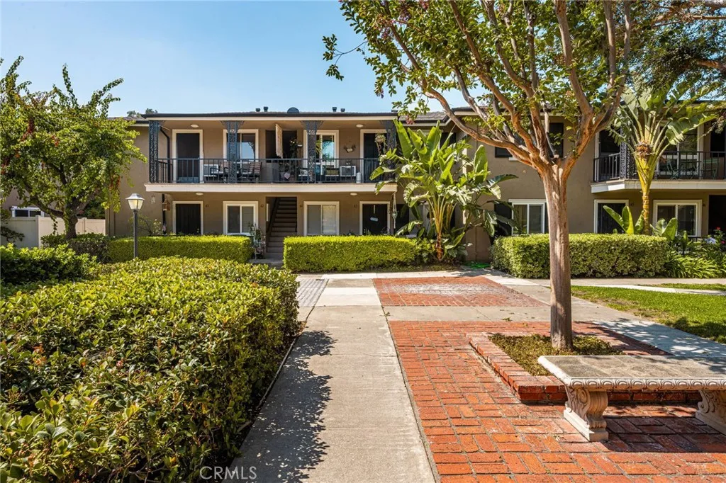660 S Glassell, Orange, CA 92866 - Photo 3 of 38, Orange, CA