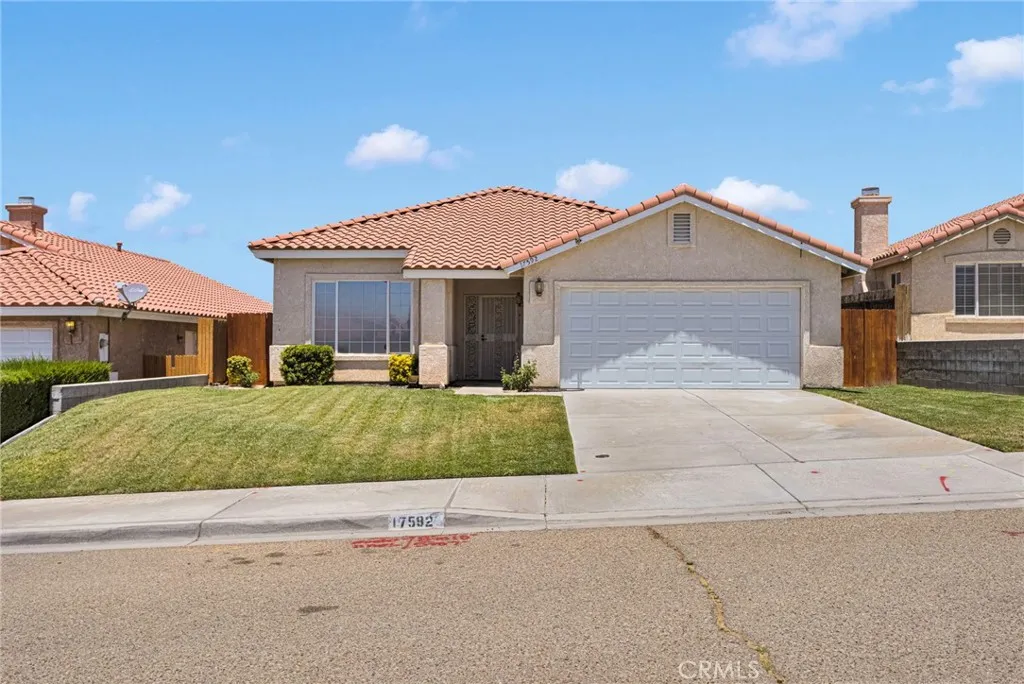 17592 Electra Drive, Victorville, CA 92395 - Main photo, Victorville, CA