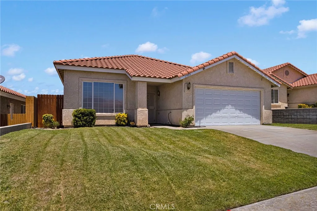 17592 Electra Drive, Victorville, CA 92395 - Photo 3 of 31, Victorville, CA