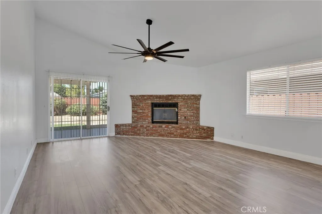 13250 Meteor Drive, Victorville, CA 92395 - Photo 4 of 30, Victorville, CA