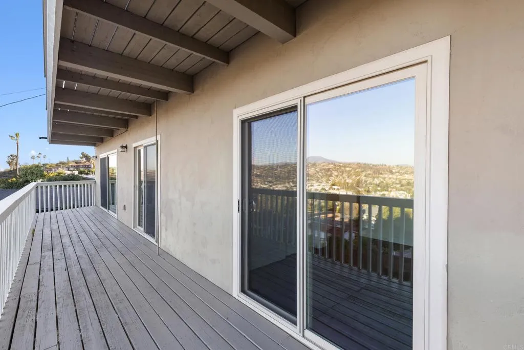 https://cdn.realtyfeed.com/cdn/127/306753771/683d4d917d93bf44219726defbe49b31.webp