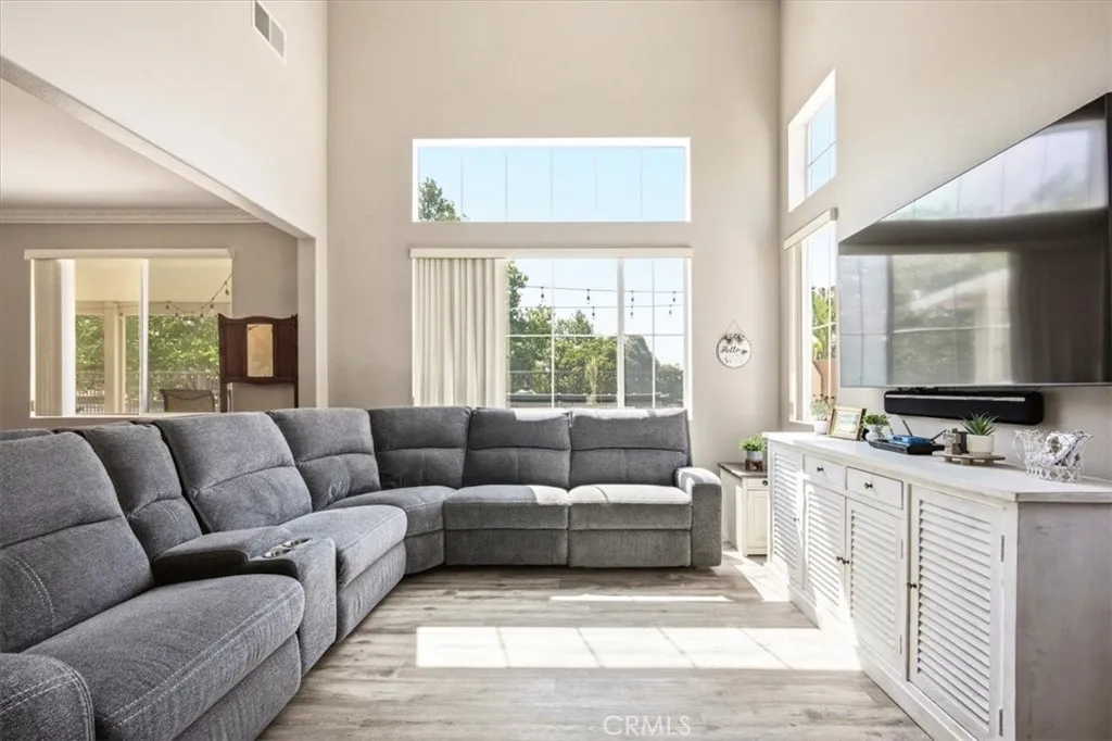 5065 Columbia, Fontana, CA 92336 - Photo 4 of 44, Fontana, CA