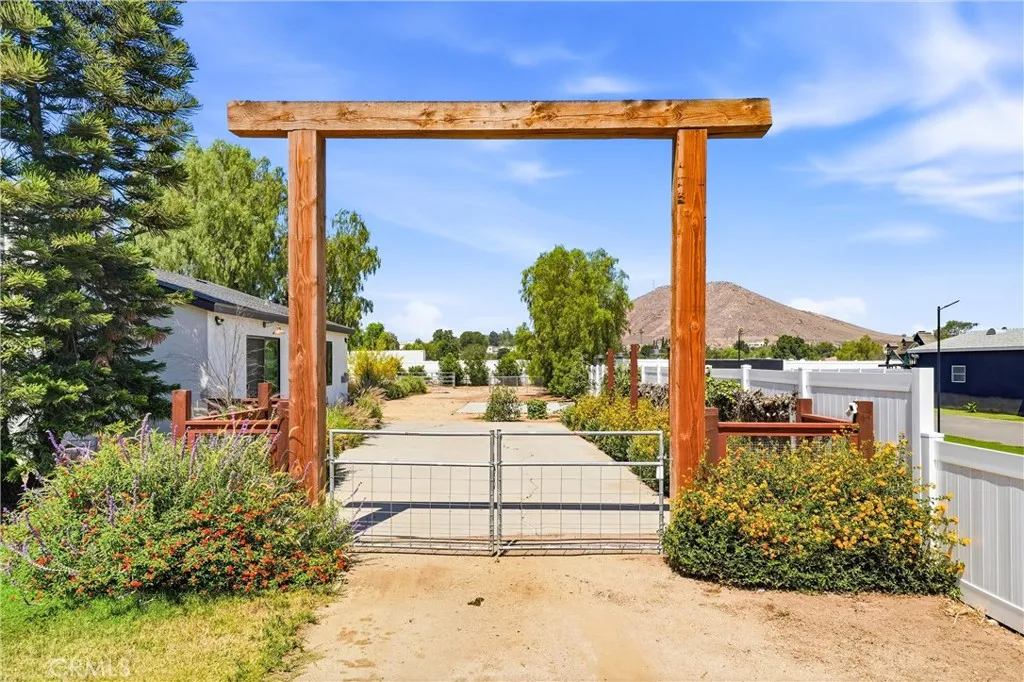 3470 Valley Vetw, Norco, CA 92860 - Photo 5 of 48, Norco, CA