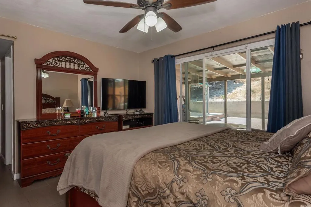 https://cdn.realtyfeed.com/cdn/127/306753779/5ad1ed039dc5e950370237f0c019c391.webp