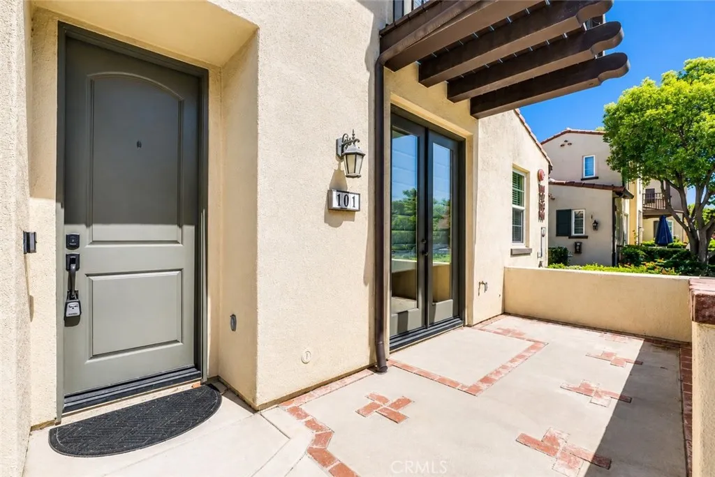 4301 Owens Unit 101, Corona, CA 92883 - Photo 4 of 32, Corona, CA