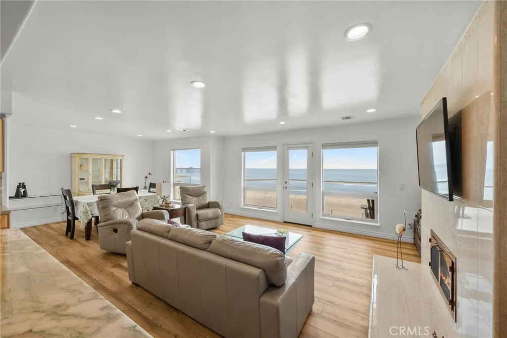 Photo #14: CV26137601 Listing: Photo #14