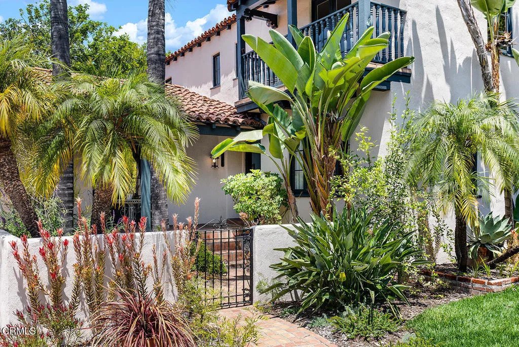 1265 N Holliston Avenue, Pasadena, CA 91104 - Photo 2 of 27, Pasadena, CA