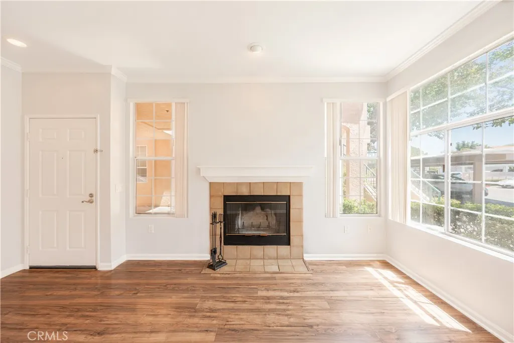 https://cdn.realtyfeed.com/cdn/127/306753835/f32e2dbb12776a8c8daec264360fe2c4.webp