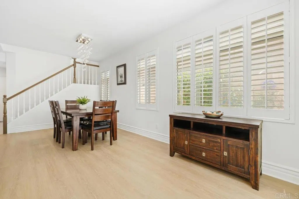 https://cdn.realtyfeed.com/cdn/127/306753890/23433d80f2eda8291cd3d2d1163d6d2e.webp
