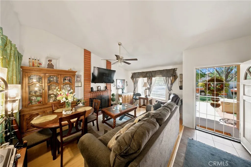 5327 Carlo Court, Palmdale, CA 93552 - Main photo, Palmdale, CA