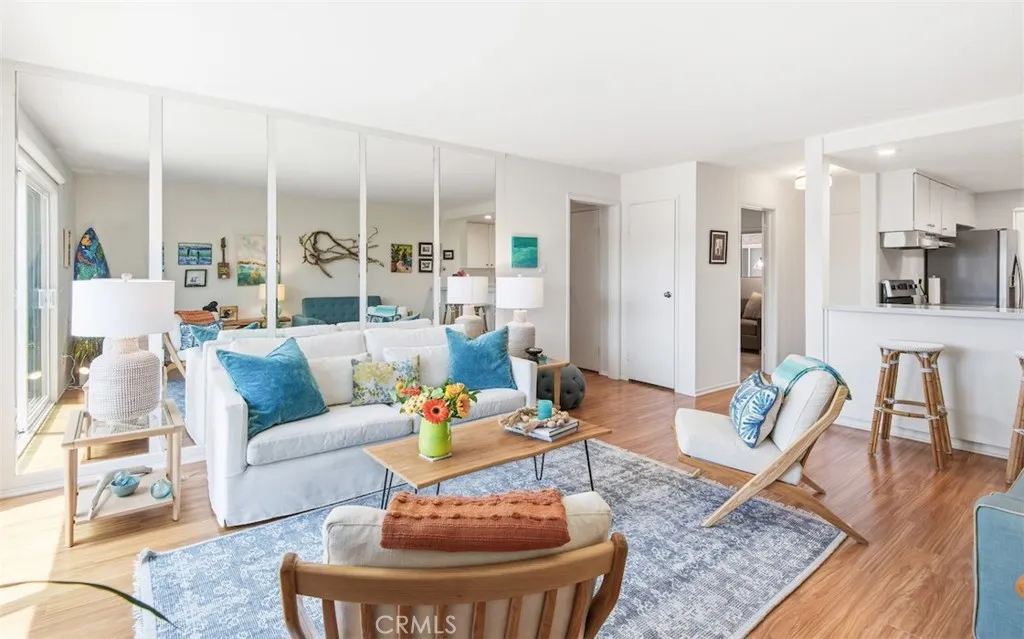 5959 E Naples Plaza Unit 208, Long Beach, CA 90803 - Photo 5 of 31, Long Beach, CA