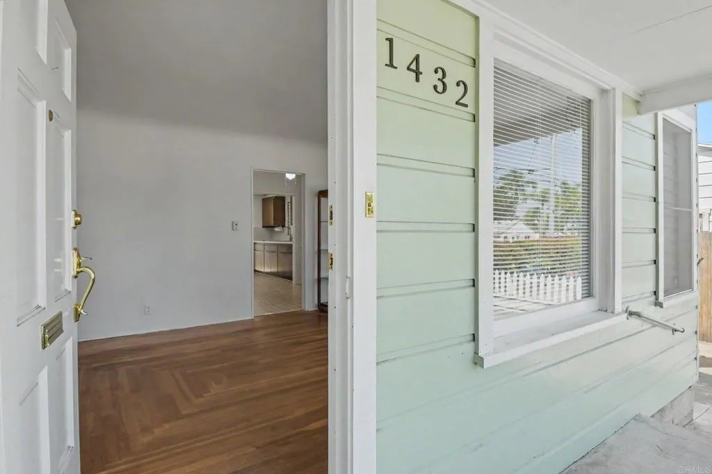 https://cdn.realtyfeed.com/cdn/127/306753947/ba988b96a39d1718217021e6ba2868a4.webp