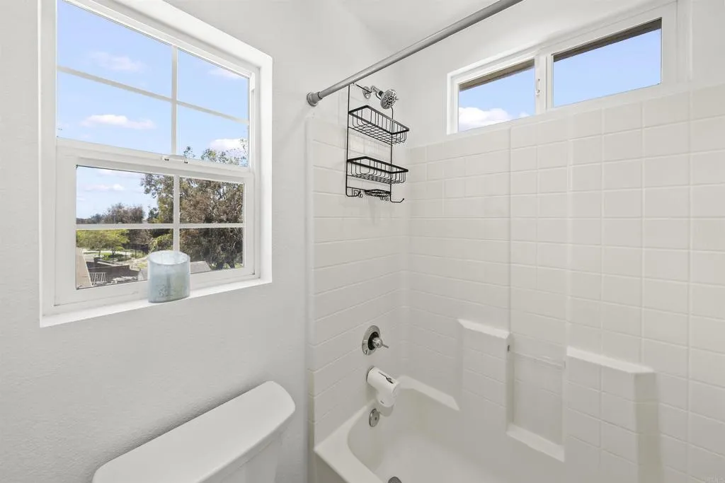 https://cdn.realtyfeed.com/cdn/127/306753974/0813b125b21ef01e9e14e50d90e7430d.webp