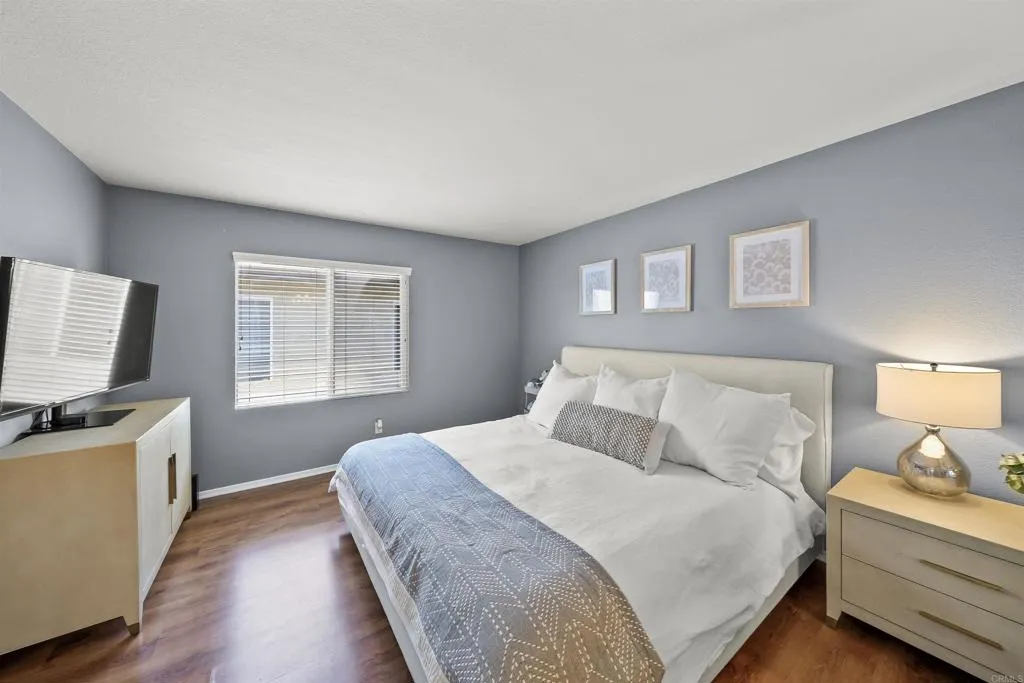 https://cdn.realtyfeed.com/cdn/127/306753974/74e69a17bfd780348020100079f5fb9a.webp