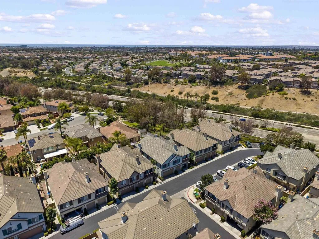 https://cdn.realtyfeed.com/cdn/127/306753974/9a111e6083bfa4153f2e68b14006508e.webp