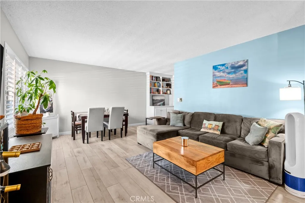 333 Junipero Avenue Unit 1c, Long Beach, CA 90814 - Photo 3 of 55, Long Beach, CA