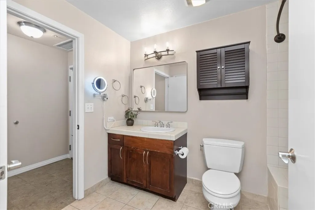 Photo #24: SW26139187 Listing: Photo #24