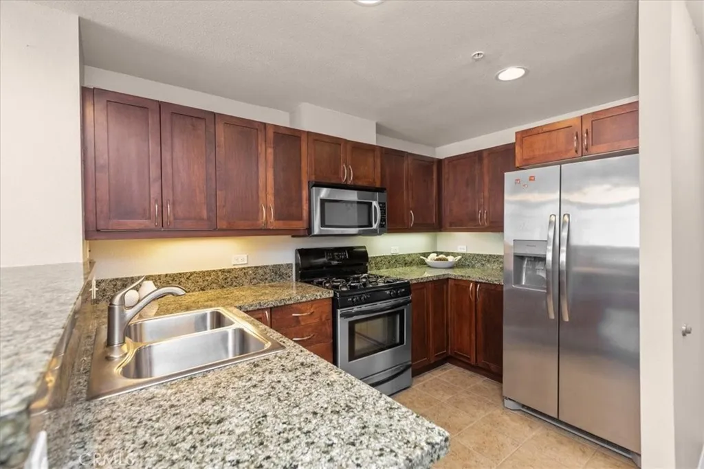 Photo #10: SW26139187 Listing: Photo #10
