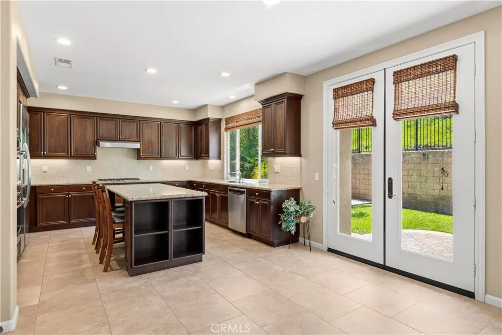 https://cdn.realtyfeed.com/cdn/127/306754044/16bc03743cb571b6a663032d758b593f.webp