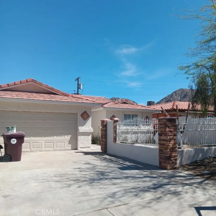 52950 Avenida Rubio