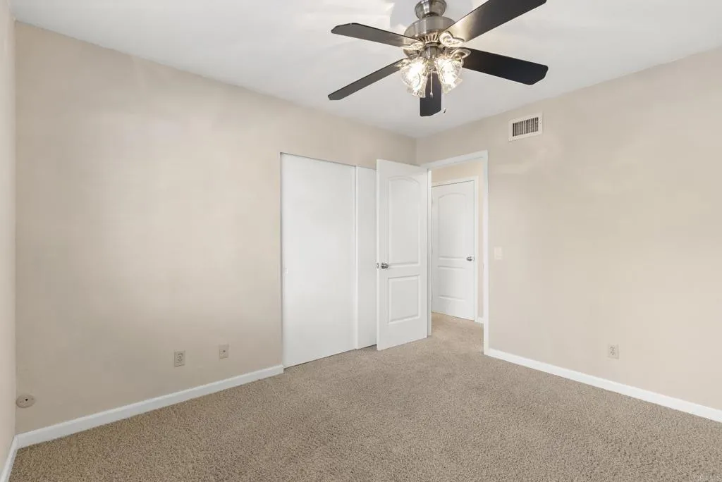 https://cdn.realtyfeed.com/cdn/127/306754075/0b678d13ae6e78fda75c197f1a5fc8bf.webp