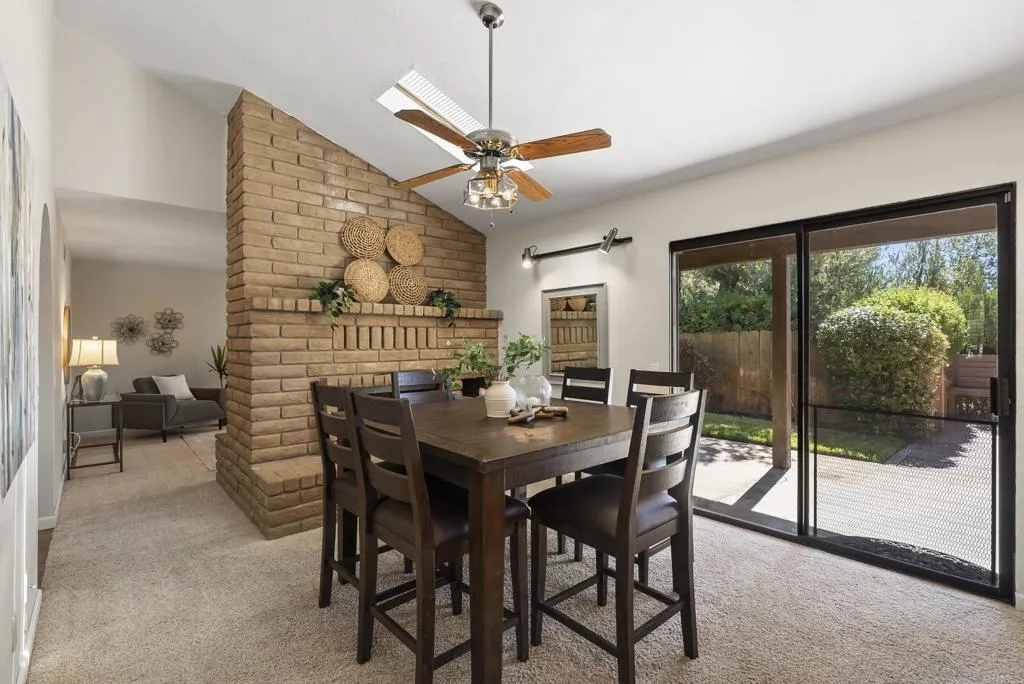 https://cdn.realtyfeed.com/cdn/127/306754075/a43564d8bff9f1866825b9d58b5ee8b3.webp