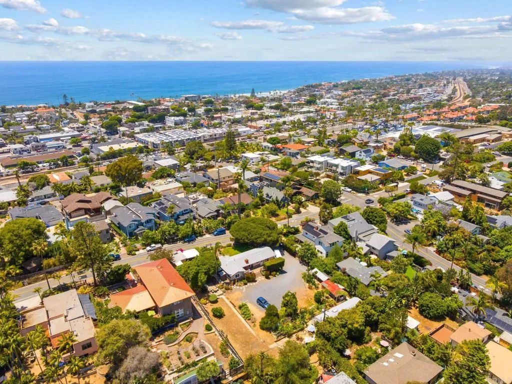 https://cdn.realtyfeed.com/cdn/127/306754088/9ef35e3c51caf3ca4931a40d198cfdd5.webp