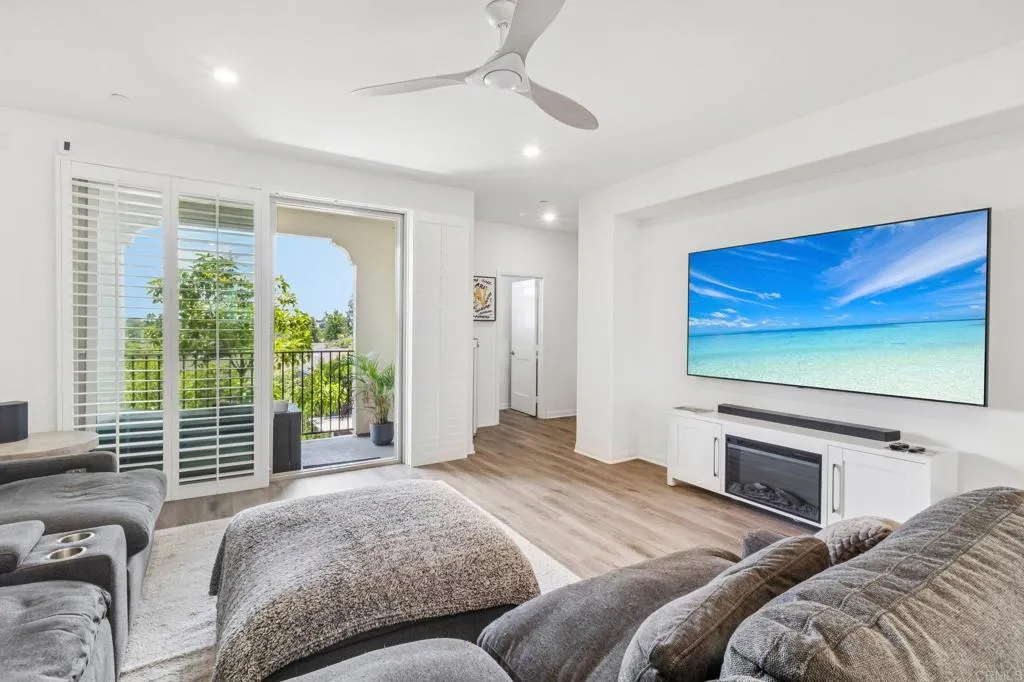 1533 Fig Tree Way, Oceanside, CA 92056 - Photo 5 of 33, Oceanside, CA