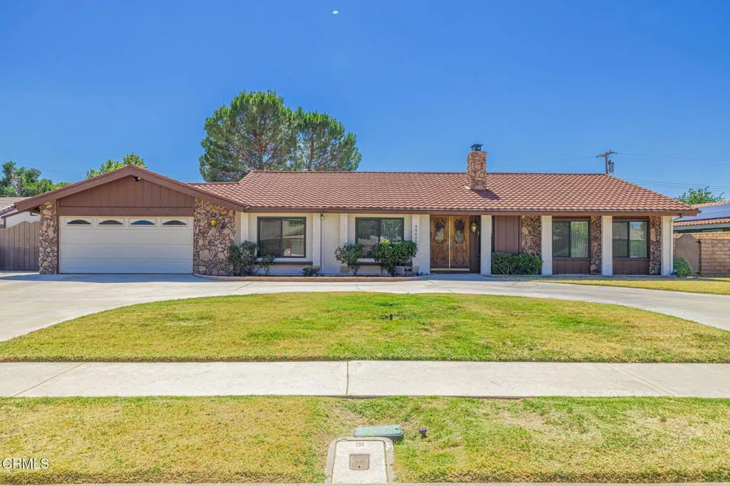 44625 Loneoak Avenue, Lancaster, CA 93534 - Main photo, Lancaster, CA