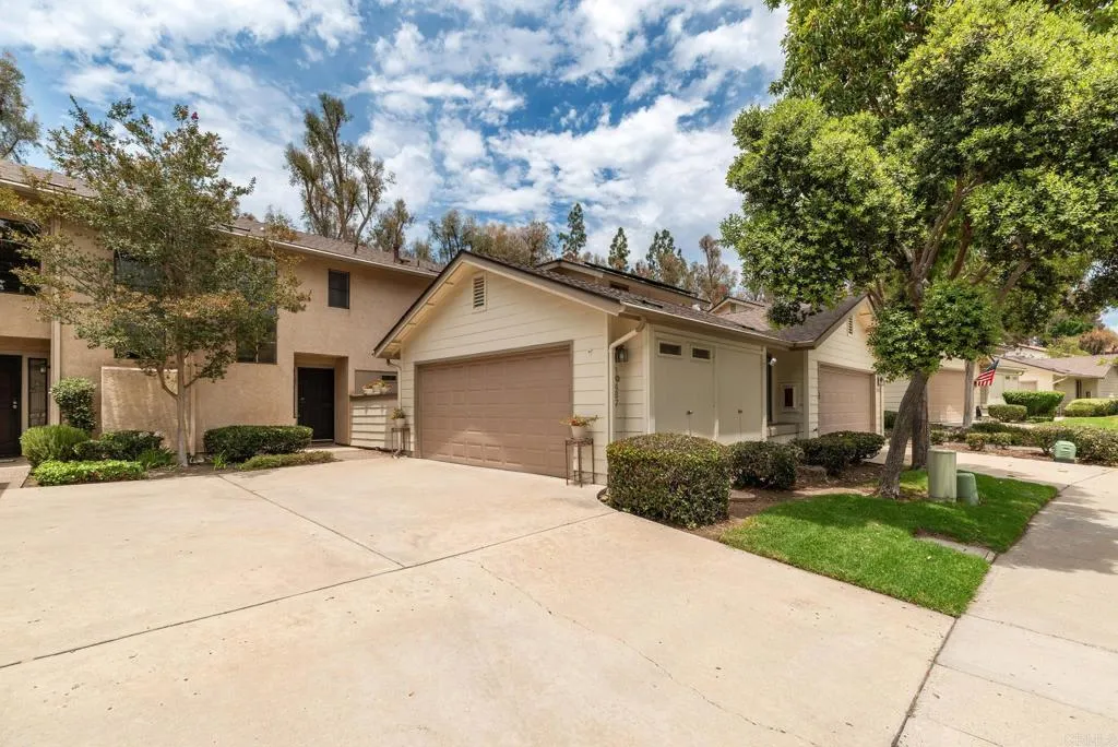 10487 Crosscreek, San Diego, CA 92131 - Photo 2 of 34, San Diego, CA