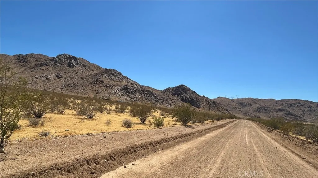 30455 Holmes Rd, Lucerne Valley, CA 92356 - Photo 3 of 5, Lucerne Valley, CA