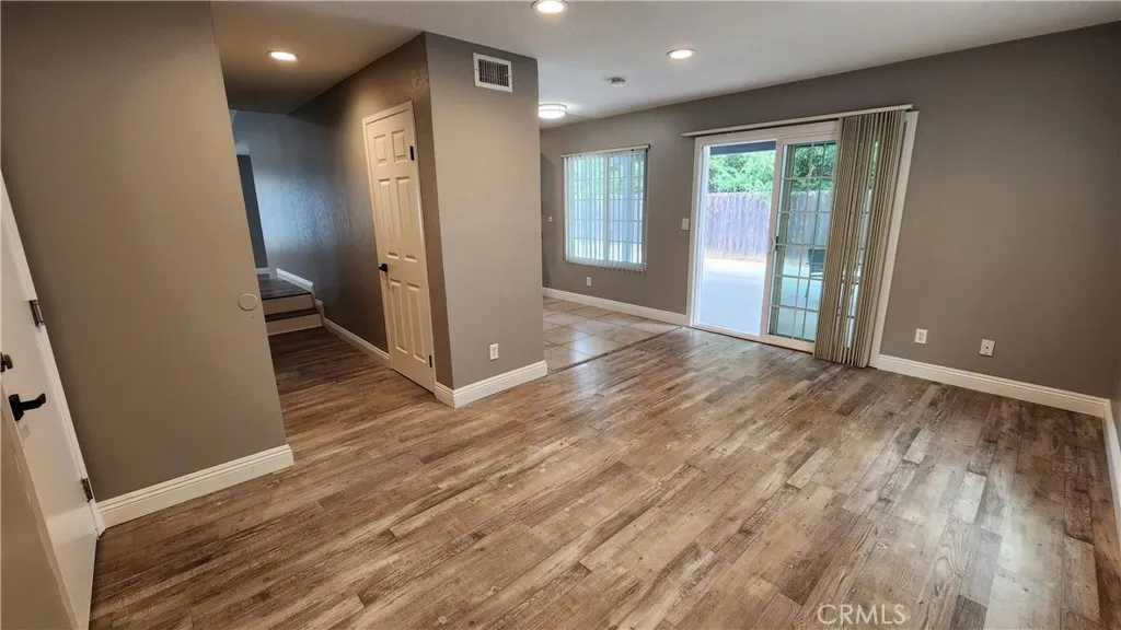 https://cdn.realtyfeed.com/cdn/127/306754148/000e54b032cf147374ae52cf63b119ad.webp