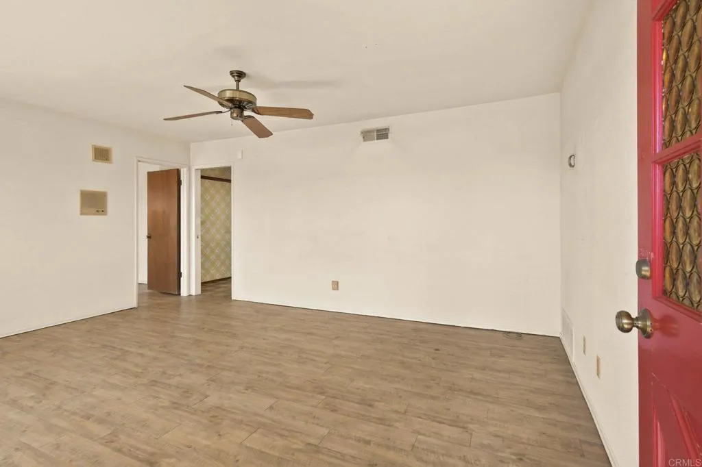 https://cdn.realtyfeed.com/cdn/127/306754155/11076ed58ebb88670903d5b82bb5a084.webp