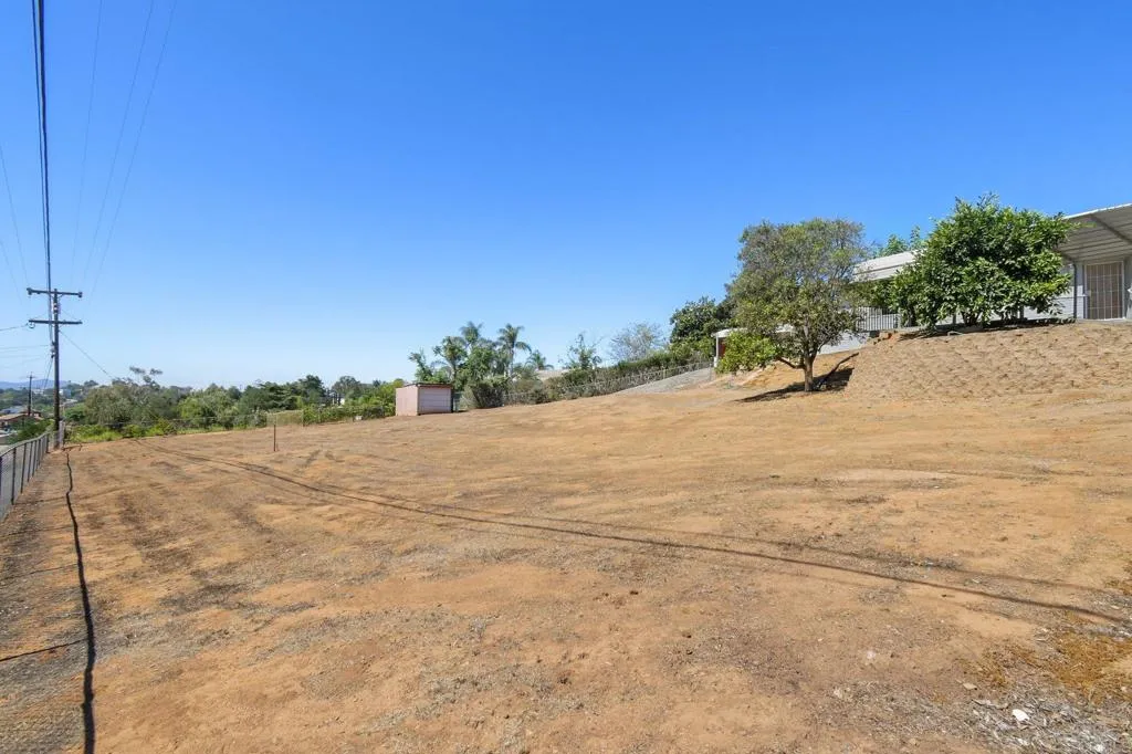 https://cdn.realtyfeed.com/cdn/127/306754155/15070ef58b6be8fd862d9c6add7211b6.webp