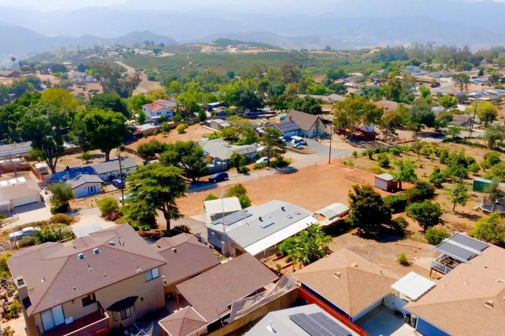 https://cdn.realtyfeed.com/cdn/127/306754155/8db8b7c543139ee1863c20f2c087f110.webp