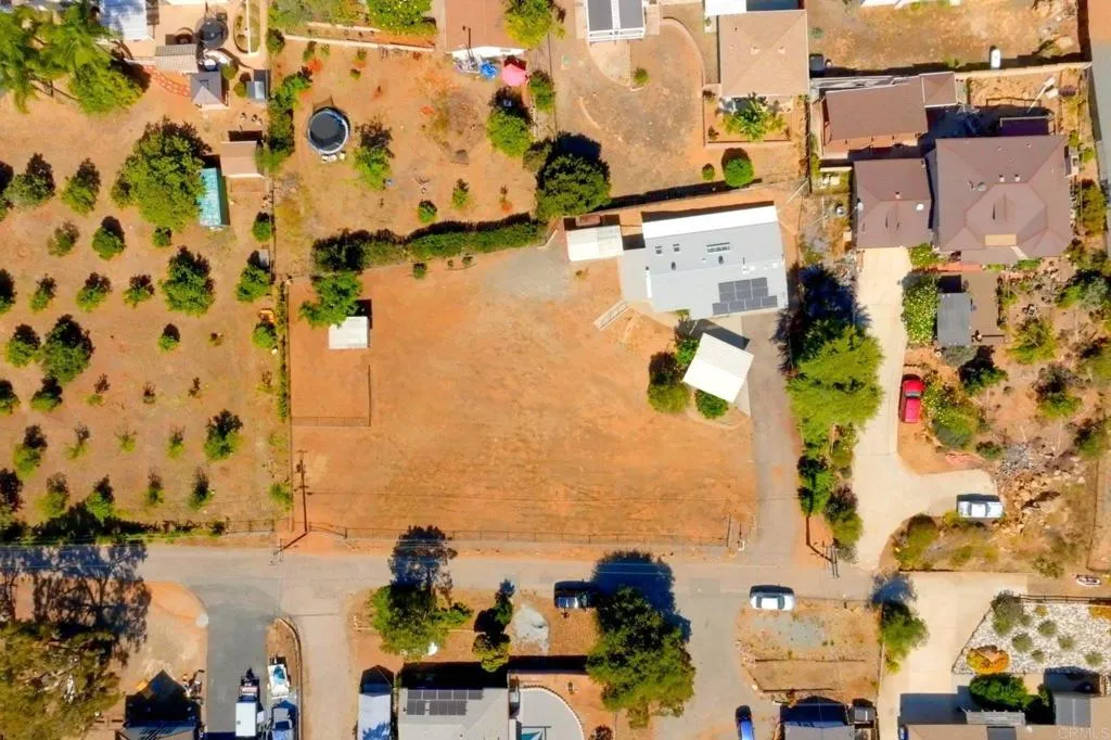 https://cdn.realtyfeed.com/cdn/127/306754155/8fade293021220c8b9970e06e72c92ae.webp