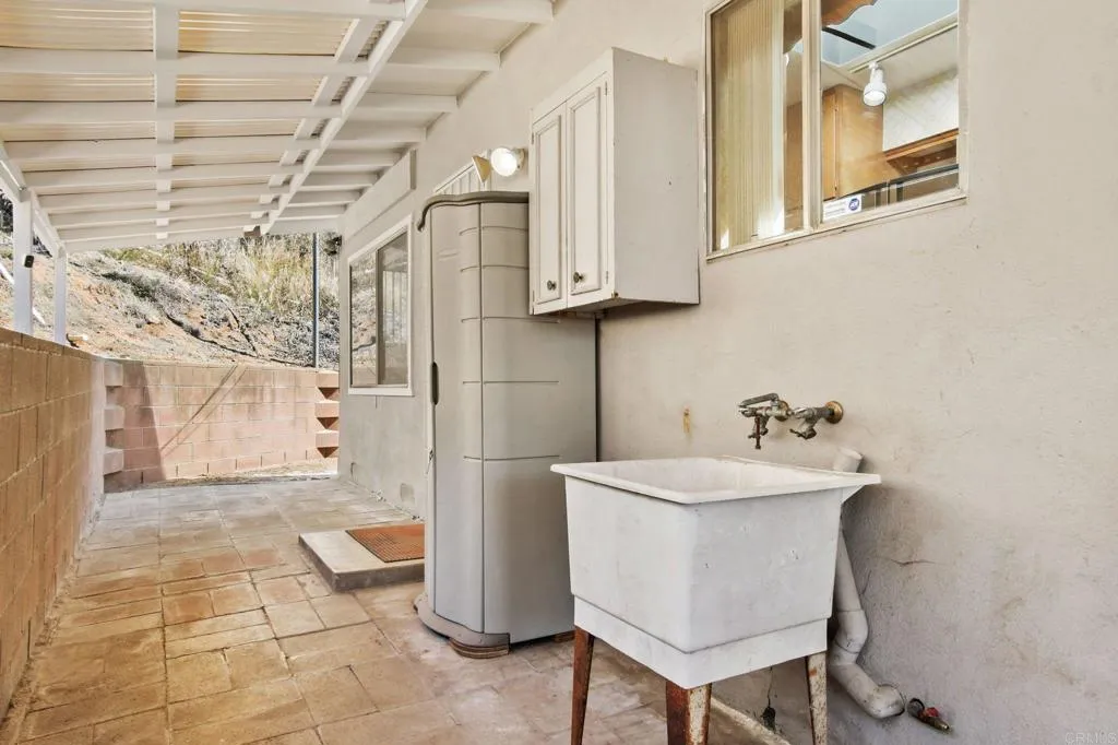https://cdn.realtyfeed.com/cdn/127/306754155/e9b498615b58e0236b9f05b70f77375e.webp