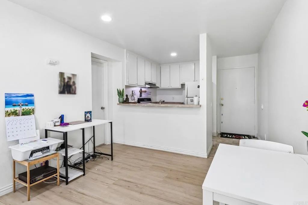 4060 Huerfano Avenue Unit 106, San Diego, CA 92117 - Photo 4 of 17, San Diego, CA