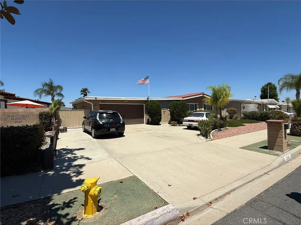 1307 Brentwood, Hemet, CA 92545 - Photo 2 of 37, Hemet, CA