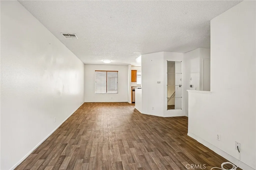 11150 Glenoaks Boulevard Unit 271, Pacoima, CA 91331 - Photo 4 of 39, Pacoima, CA