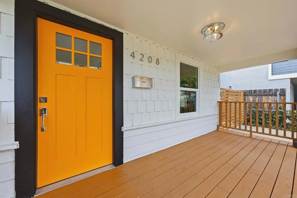 https://cdn.realtyfeed.com/cdn/127/306754176/47001656bd5bfb8381a42e7c0049bd3f.webp
