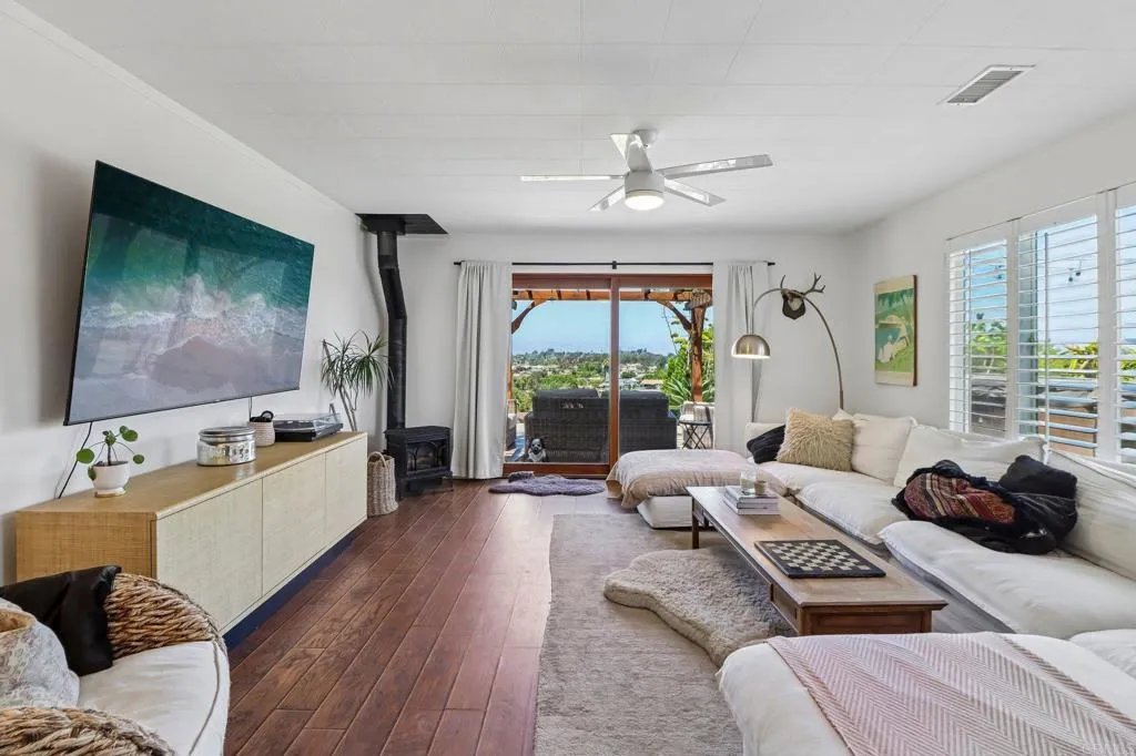 https://cdn.realtyfeed.com/cdn/127/306754177/91ac039ba851d5761f23461c39cefc2e.webp